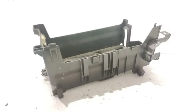 Battery box tray