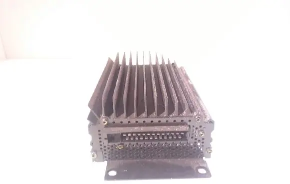 Audi A8 S8 D2 4D Sound amplifier 4D0035225C 3520D2