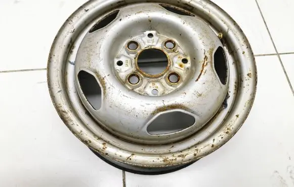 Volkswagen Golf I R13 steel rim 8676010254B 4X100 45JX13H2