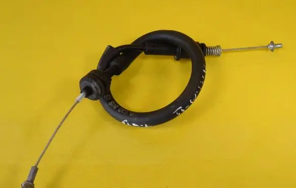 Opel Astra G Throttle cable 90530808 90530808UB
