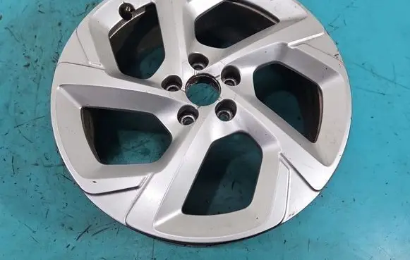 Citroen C5 Aircross R18 alloy rim 9828110677 IMPRK1561557