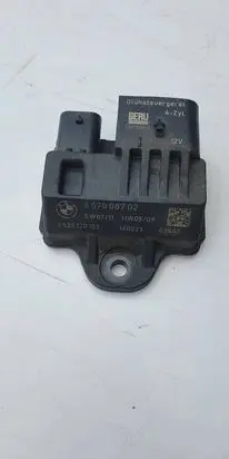 BMW 1 F20 F21 Glow plug pre-heat relay 8570087 0522120103