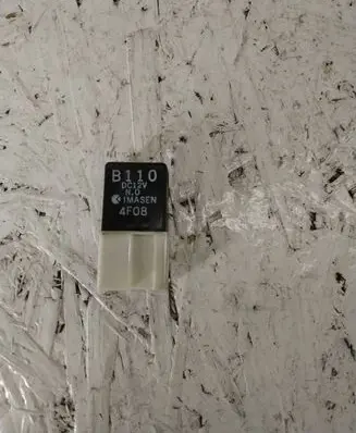 Mazda Premacy Other relay 4F08 B110 DC12V