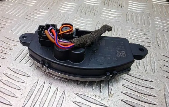 Audi A1 Heater blower motor/fan resistor 5WA907521