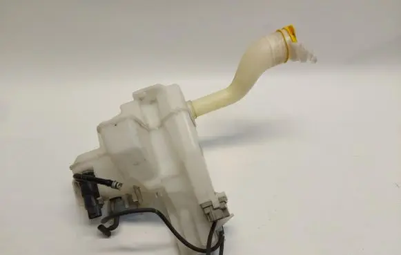 Subaru WRX STI Windscreen/windshield washer pump