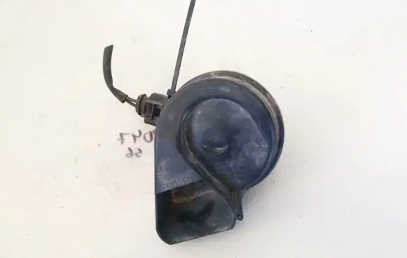 Audi A6 S6 C6 4F Horn signal e9011165