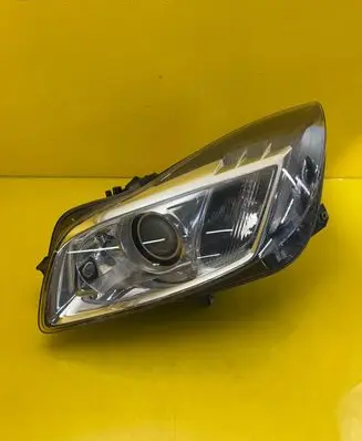 Opel Insignia A Headlight/headlamp 1ZT009631-01
