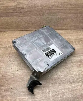 Toyota Corolla Verso AR10 Engine control unit/module ECU 896610F010 MB1758006463
