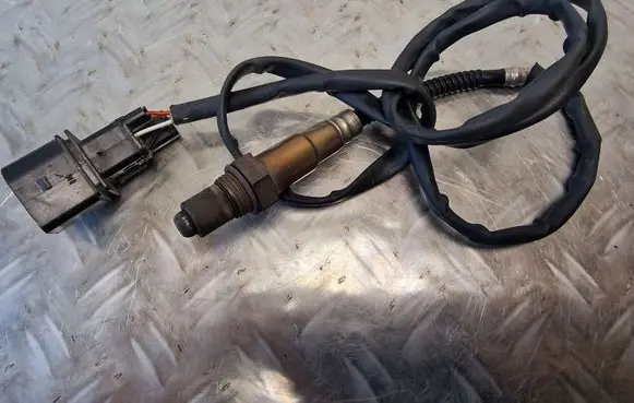 Audi A8 S8 D2 4D Lambda probe sensor 077906265AC