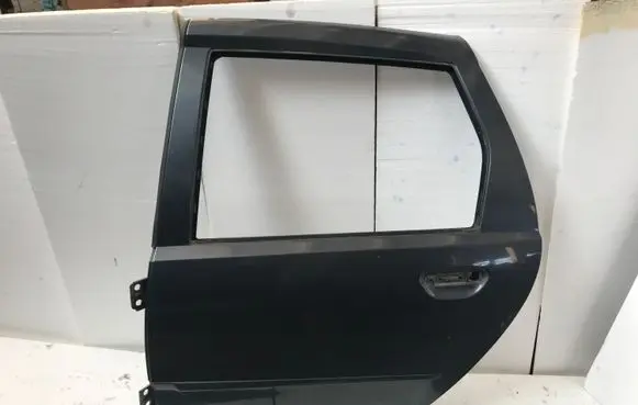 Fiat Punto (188) Rear door