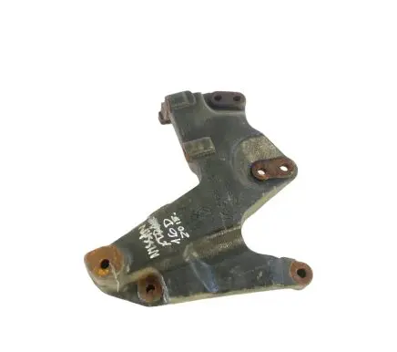 Nissan Qashqai Engine mounting bracket 112319818R