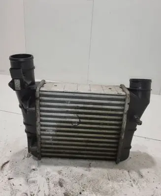 Audi A4 S4 B7 8E 8H Intercooler radiator 8E0145805AA 3229440