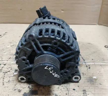 Land Rover Evoque I Generator/alternator 6G9N10300YC 9121715024
