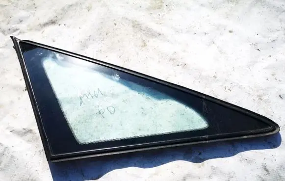 Toyota Previa (XR30, XR40) II Front triangle window/glass 