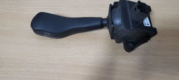 BMW 3 E46 Indicator stalk 8363668