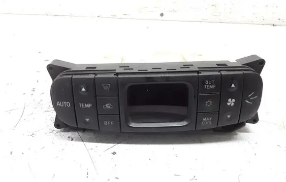 Mitsubishi Carisma Climate control unit CAB502A005C