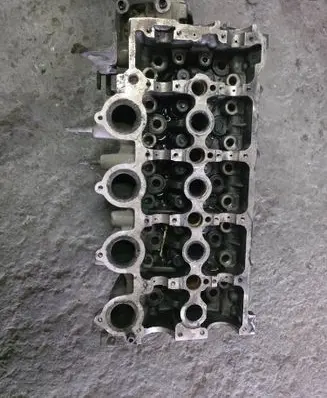 Peugeot 407 Engine head 9688418110