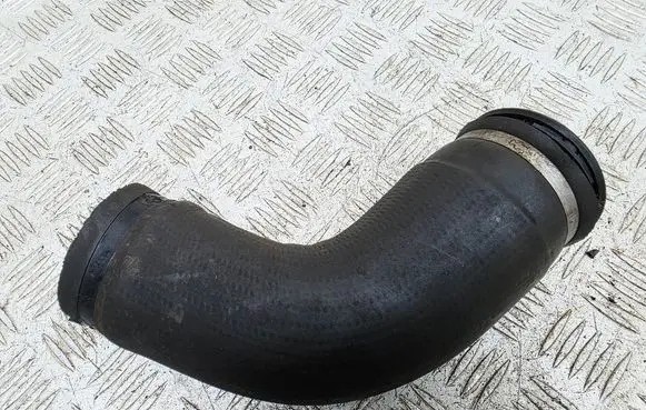 Intercooler hose/pipe