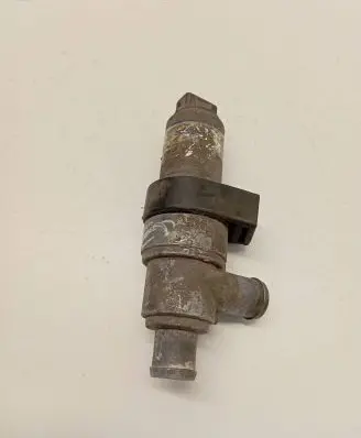Volkswagen Transporter - Caravelle T4 Idle control valve (regulator) 037906457C