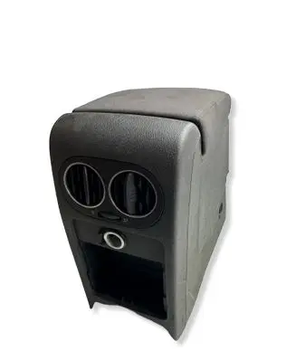 Volkswagen Golf Plus Center console 5M0713187