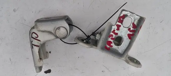 Renault Captur Front door hinge set 