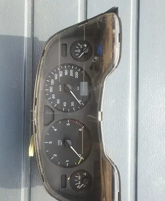 Opel Zafira A Speedometer (instrument cluster)