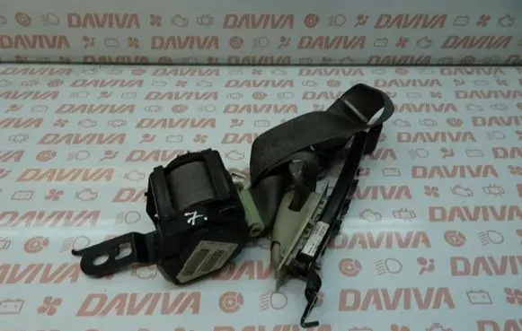 Jeep Grand Cherokee (WK) Front seatbelt 1CL66BD5AA 0XE25BD1AC P1CL66BD5AA