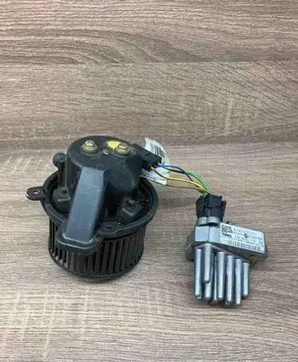 BMW X5 E53 Heater fan/blower 8369561 9140010217 21879