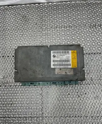 BMW 5 E60 E61 Airbag control unit/module 532221823