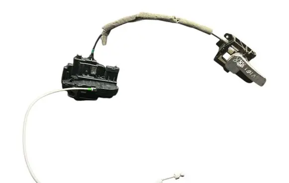 Dacia Sandero Rear door lock