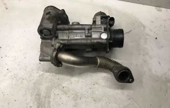 Nissan Qashqai+2 Throttle valve 8200330810E H8200330812 02810026818200598021