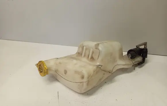 Dodge Caliber Windshield washer fluid reservoir/tank 05303789AF
