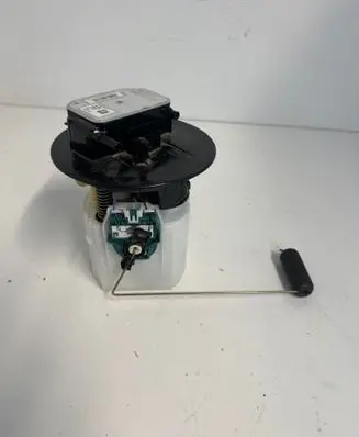 Peugeot 308 In-tank fuel pump 9834087480