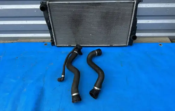 BMW X1 E84 Coolant radiator 781027906 3204120 53361313
