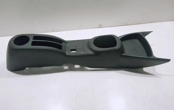 Toyota Yaris Center console 589100D010