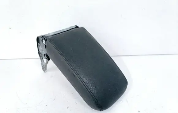 Volkswagen Jetta VI Armrest 5C6864207
