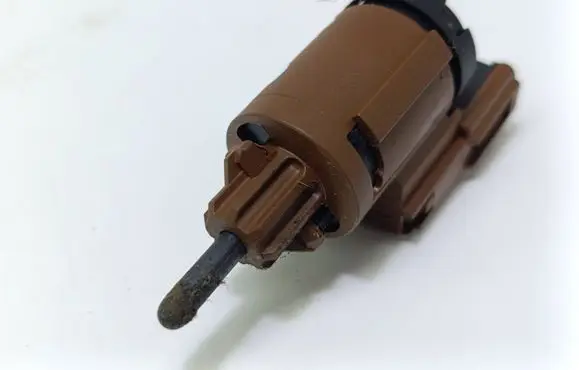 Volkswagen Polo IV 9N3 Brake pedal sensor switch 3B0945511B