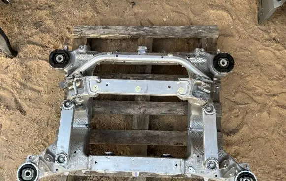 BMW iX Rear subframe 8847172 33318847172