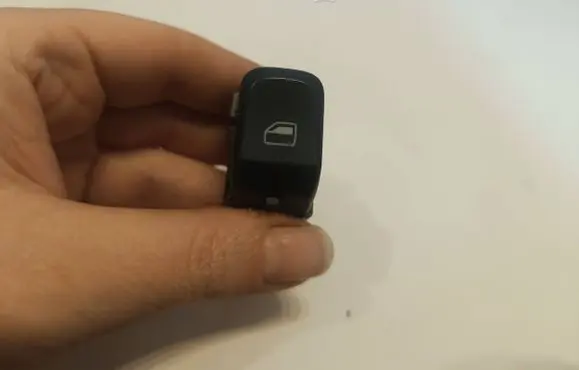 Audi A4 S4 B8 8K Quarter vent window switch 8K0959855A SE0T98T