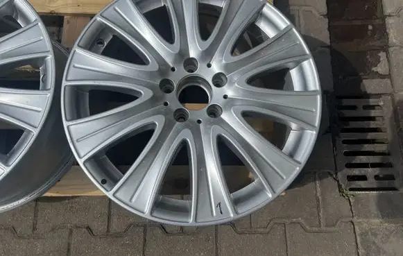 Mercedes-Benz S W222 R18 alloy rim A2224013200
