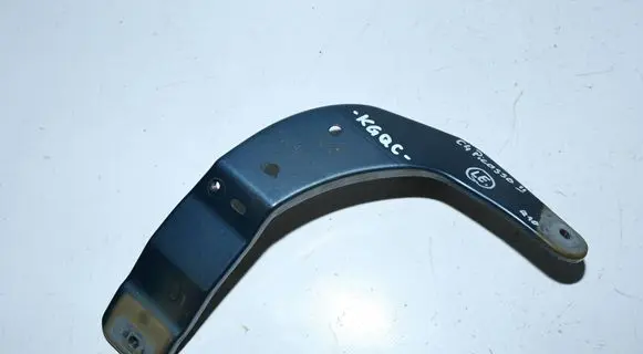 Citroen C4 II Picasso Fender mounting bracket 017243C02