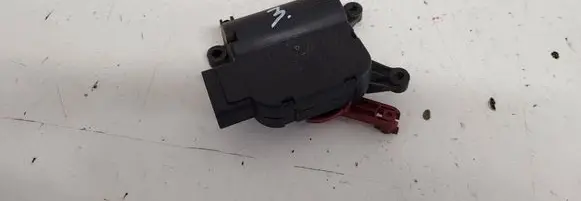 Audi A4 S4 B7 8E 8H Air flap motor/actuator 0132801301 663825XD