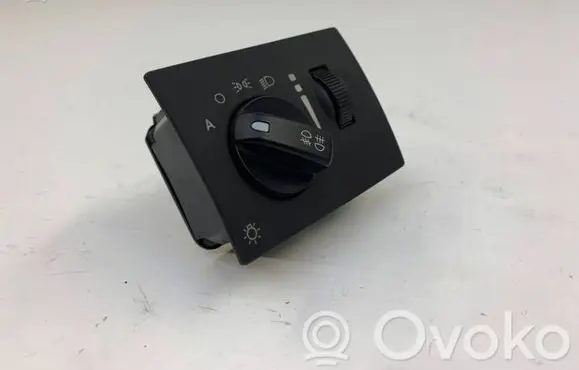 Chrysler 300 - 300C Headlight wiper switch P68020012A