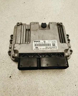 Hyundai i30 Engine control unit/module 391122A976 0281030860 1039S68320