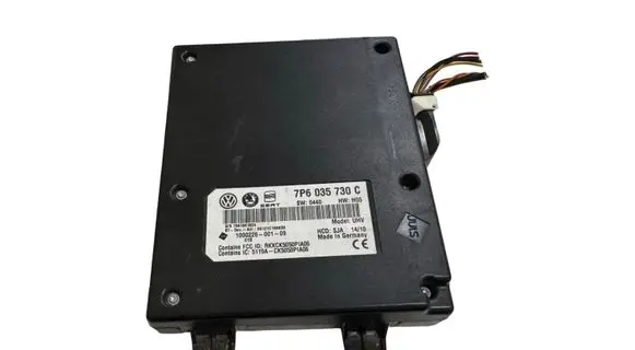 Skoda Octavia Mk2 (1Z) Bluetooth control unit module 7P6035730C 7667941824 100022600109
