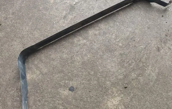 Chrysler Sebring (ST-22 - JR) Fuel tank mounting bracket 