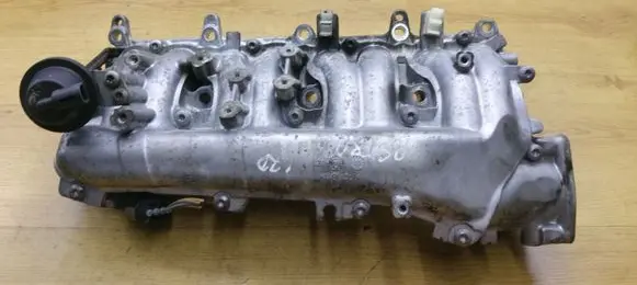 Opel Astra H Intake manifold 8973858233 700997110 0712400141