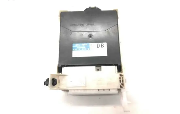 Toyota Yaris Central body control module 892210D470
