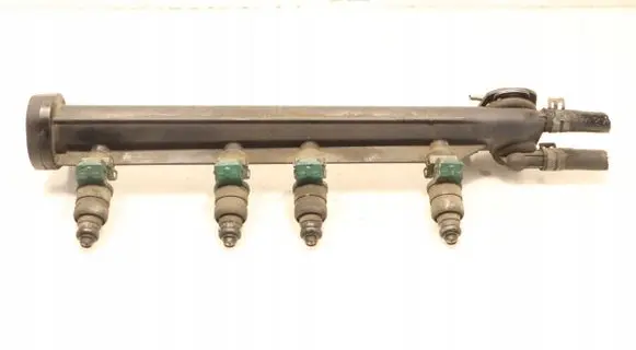 Fuel main line pipe