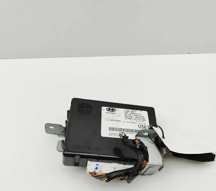 Hyundai i40 Central body control module 954003Z464 39R88R1004